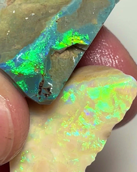 Lightning Ridge Rubs/rough 45.75cts 25x18x9mm & 22x17x10mmm Bid-4.com Bid for Australian opal raw/rough/rubbed/polished £1 No Reserve Auctions Details to come Lot B4-A862