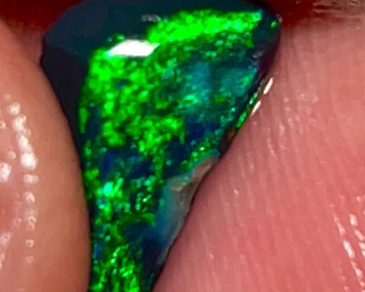 Bid-4.com Bid for Australian opal £1 No Reserve Auctions Details to come Lot B4-A817