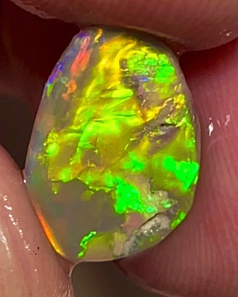 Lightning Ridge Rub 2.65cts  16.00x 11.00x 2.00mm Bid for Australian opal raw/rough/rubbed/polished £1 No Reserve Auctions Details to come Lot B4-A884