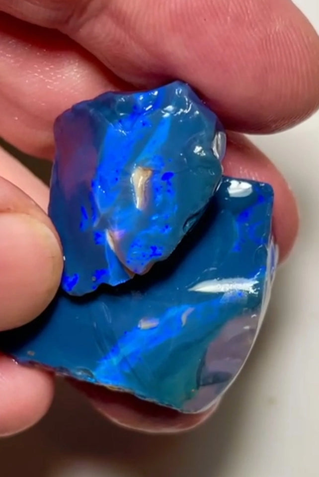 Lightning Ridge 74.75cts 30x27x12 & 20x20x10 mm Bid-4.com Bid for Australian opal raw/rough/rubbed/polished £1 No Reserve Auctions Details to come Lot B4-A860