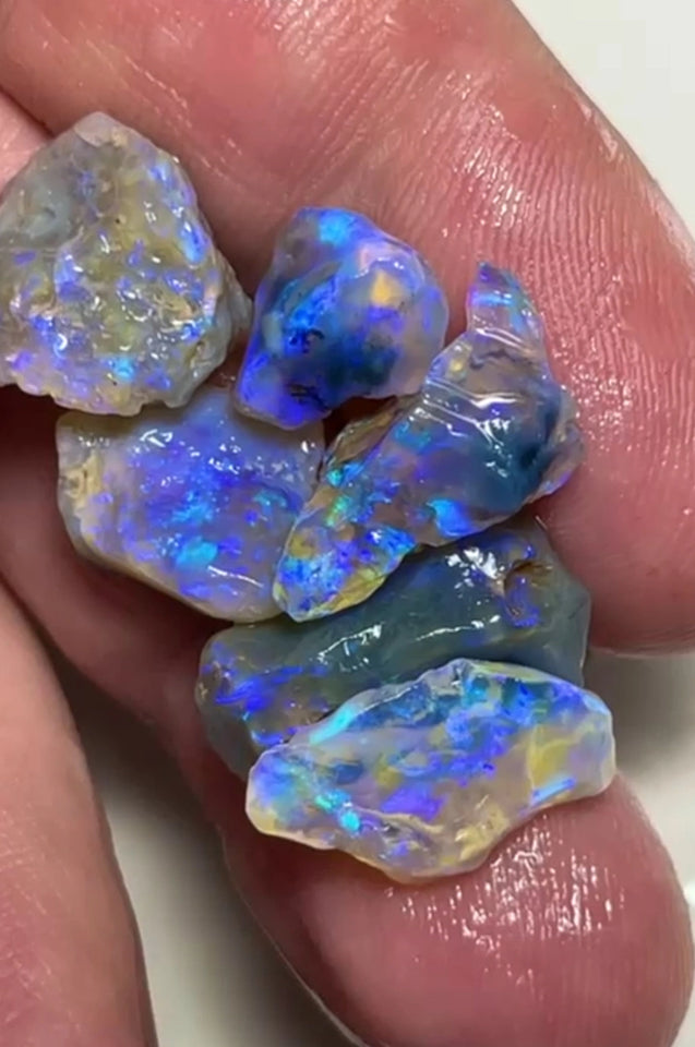 Lightning Ridge 30.75cts 20x14x7 to 12x10x9 mm Bid-4.com Bid for Australian opal raw/rough/rubbed/polished £1 No Reserve Auctions Details to come Lot B4-A854