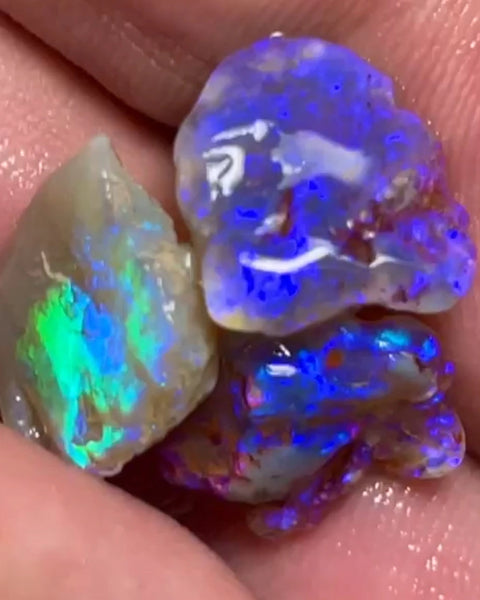 Bid-4.com Bid for Australian opal £1 No Reserve Auctions 13.25cts 24x12x4 to 13x12x3 mm Lot B4-A820