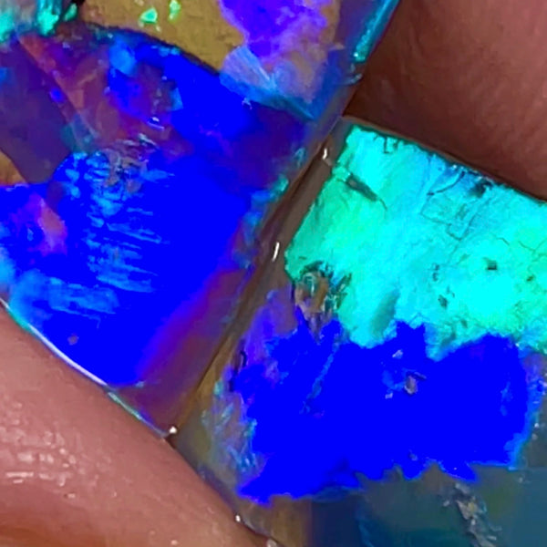 Lightning Ridge Rubs 8.20cts 12x12x5mm & 15x10x2.5mm Bid-4.com Bid for Australian opal raw/rough/rubbed/polished £1 No Reserve Auctions Details to come Lot B4-A865