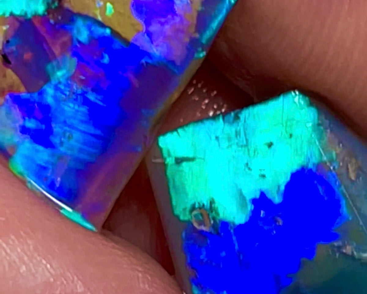 Lightning Ridge Rubs 8.20cts 12x12x5mm & 15x10x2.5mm Bid-4.com Bid for Australian opal raw/rough/rubbed/polished £1 No Reserve Auctions Details to come Lot B4-A865