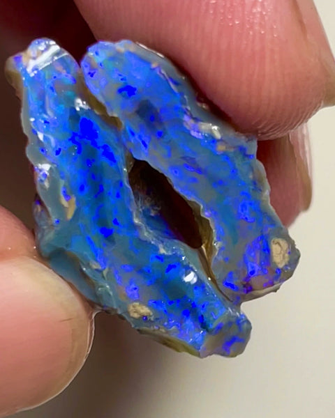 Lighting Ridge 26.75cts 28x22x8 & 24x7x5mm  Bid for Australian opal raw/rough/rubbed/polished £1 No Reserve Auctions Details to come Lot B4-A883