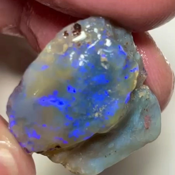 Lightning Ridge 25.75cts &nbsp;27x26x8 mm Bid-4.com Bid for Australian opal raw/rough/rubbed/polished £1 No Reserve Auctions Details to come Lot B4-A858