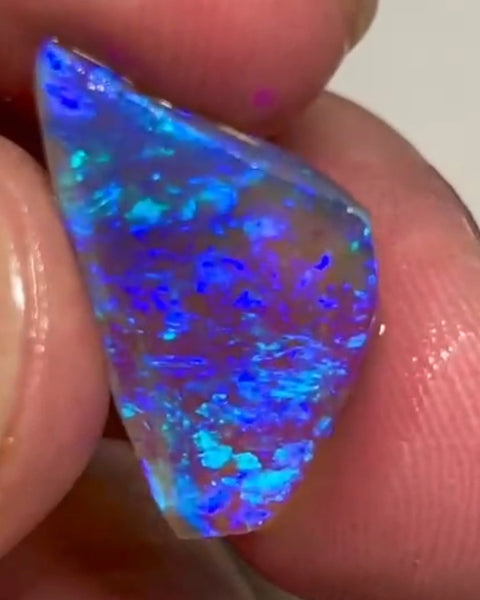 Lightning Ridge Rub 5.75cts 21.00x 12.00x 3.00mm Bid for Australian opal raw/rough/rubbed/polished £1 No Reserve Auctions Details to come Lot B4-A885