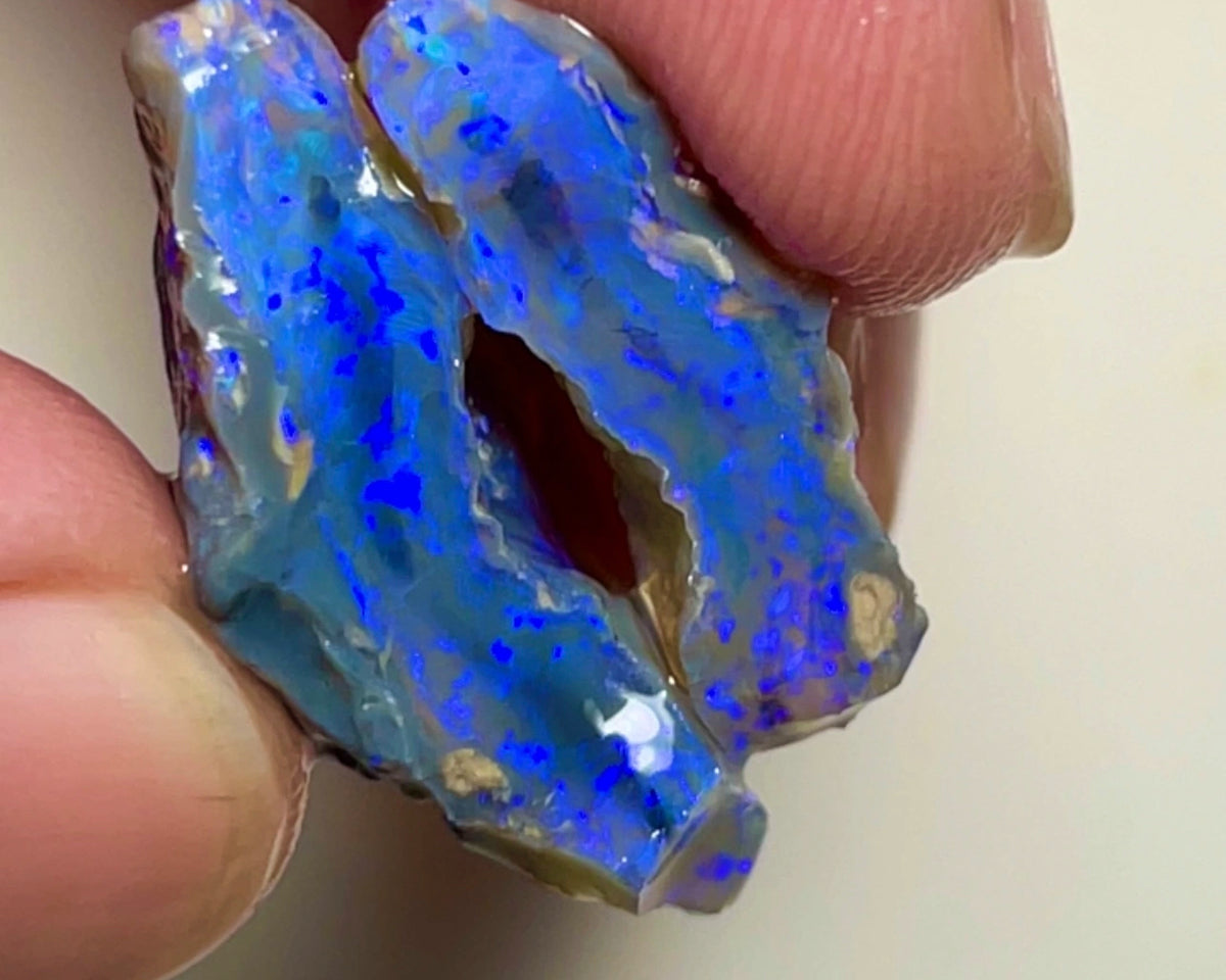 Lighting Ridge 26.75cts 28x22x8 & 24x7x5mm  Bid for Australian opal raw/rough/rubbed/polished £1 No Reserve Auctions Details to come Lot B4-A883