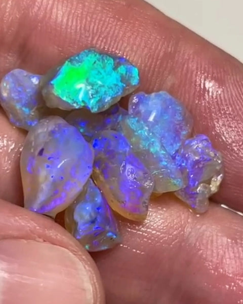 Bid-4.com Bid for Australian opal £1 No Reserve Auction Lightning Ridge 21.75cts 14x10x5 to 10x6x4 mm Lot B4-A823