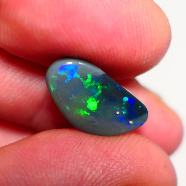 Lightning Ridge Jewellery Grade Dark Opal Gemstones Bright Multi colours 2.30cts 17x9x2mm Lot B4-A150