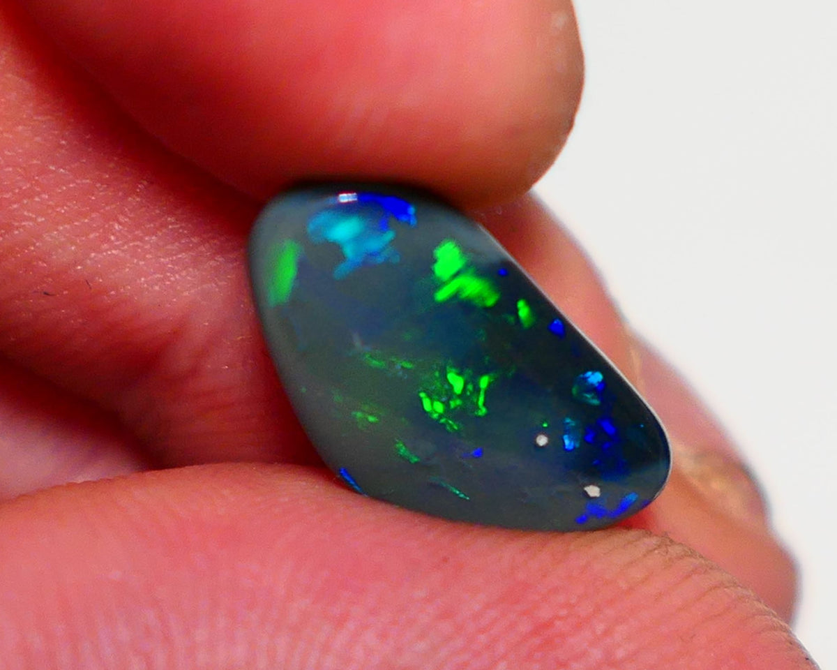 Lightning Ridge Jewellery Grade Dark Opal Gemstones Bright Multi colours 2.30cts 17x9x2mm Lot B4-A150