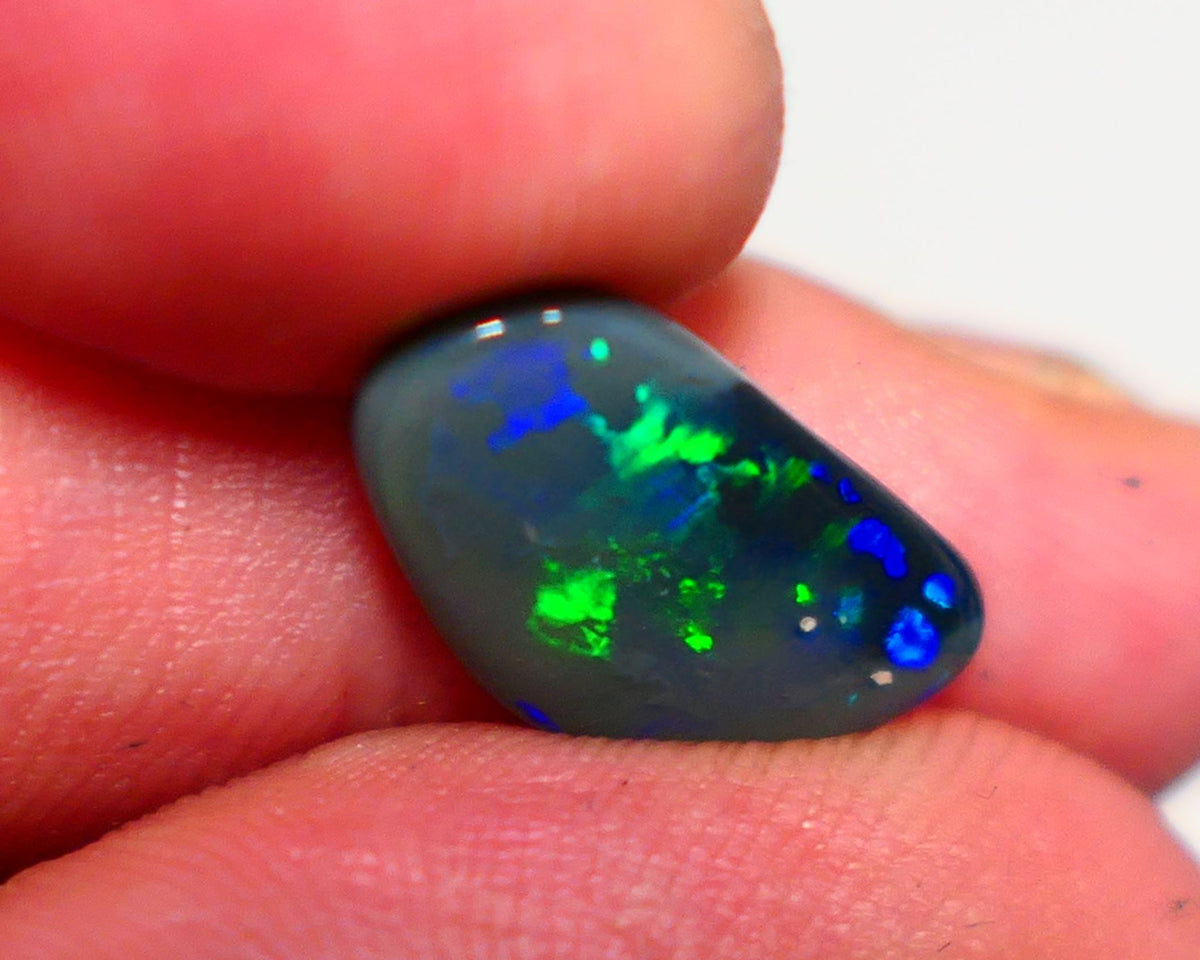 Lightning Ridge Jewellery Grade Dark Opal Gemstones Bright Multi colours 2.30cts 17x9x2mm Lot B4-A150