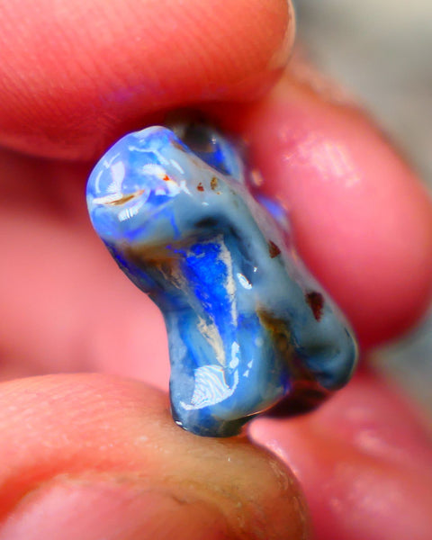 Interestingly shaped lightning Ridge Knobby opal rough 7.50cts Bright Blue Center to cut 16x13x7mm   Lot B4-A283