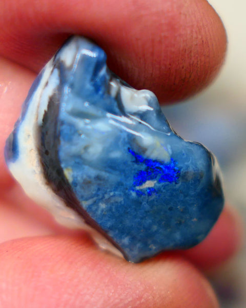 Lightning Ridge Black Seam opal rough 13.00cts Bright Blues colours to chase & Explore 22x13x7mm   Lot B4-A280