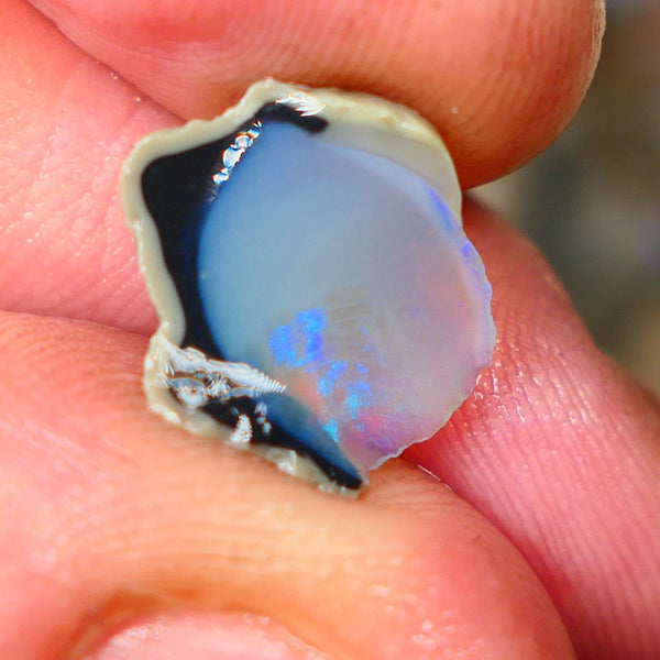 Lightning Ridge Rub rough knobby opal formation 4.00cts Blues to exposed face 14x13x5mm  B4-A161