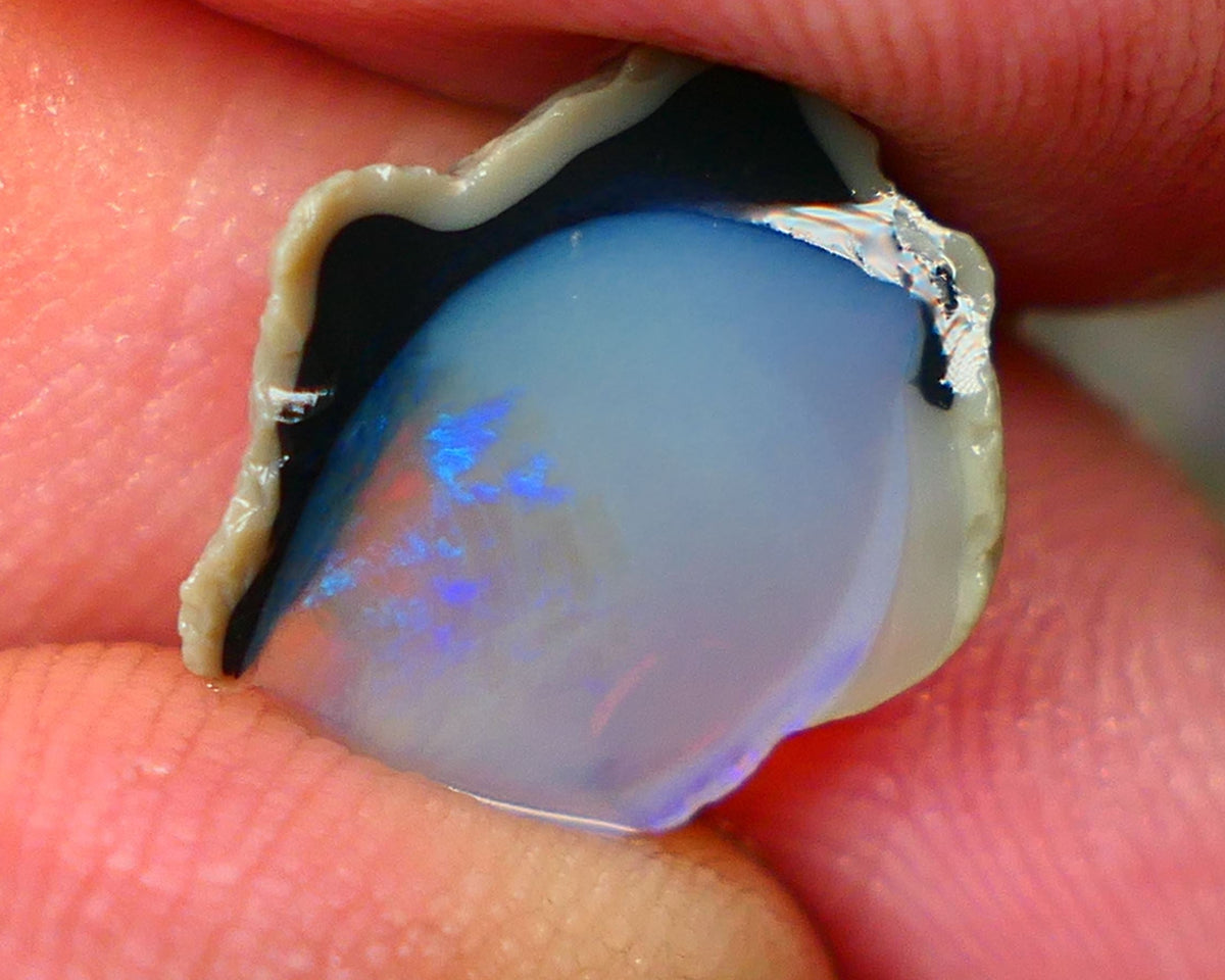 Lightning Ridge Rub rough knobby opal formation 4.00cts Blues to exposed face 14x13x5mm  B4-A161