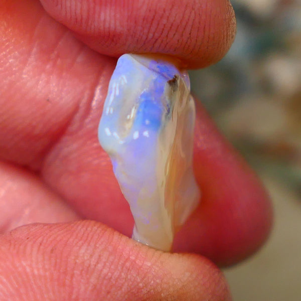 Lightning Ridge Seam opal rough 11.00cts Some Blue colours to explore 23x15x5mm  B4-A160