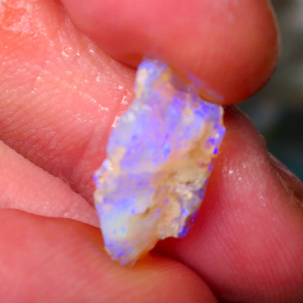 Lightning Ridge Crystal Seam opal rough 4.15cts Bright Light Blue colours to cut 18x10x5mm Lot  B4-A005