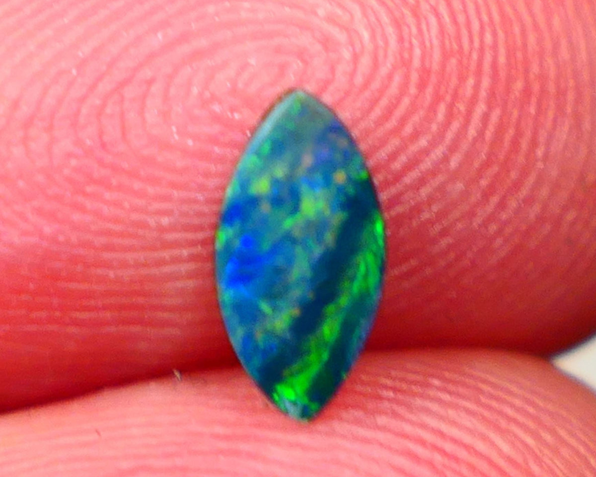 Coober Pedy Opal Doublet 0.40cts Gem Quality marquise Cut Stunning Multifires Crystal on boulder backing Lot B4-A026