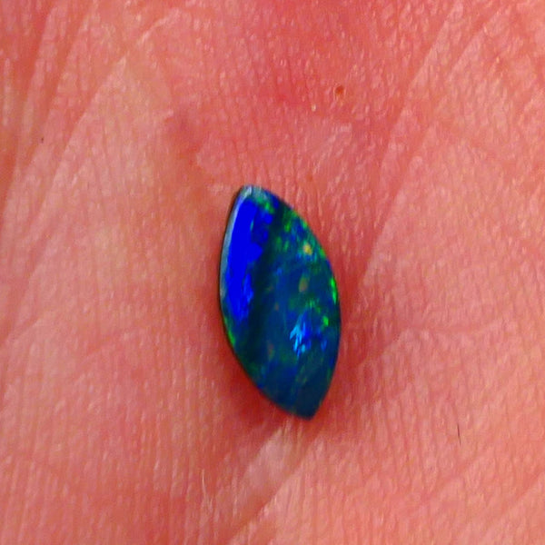 Coober Pedy Opal Doublet 0.40cts Gem Quality marquise Cut Stunning Multifires Crystal on boulder backing Lot B4-A026