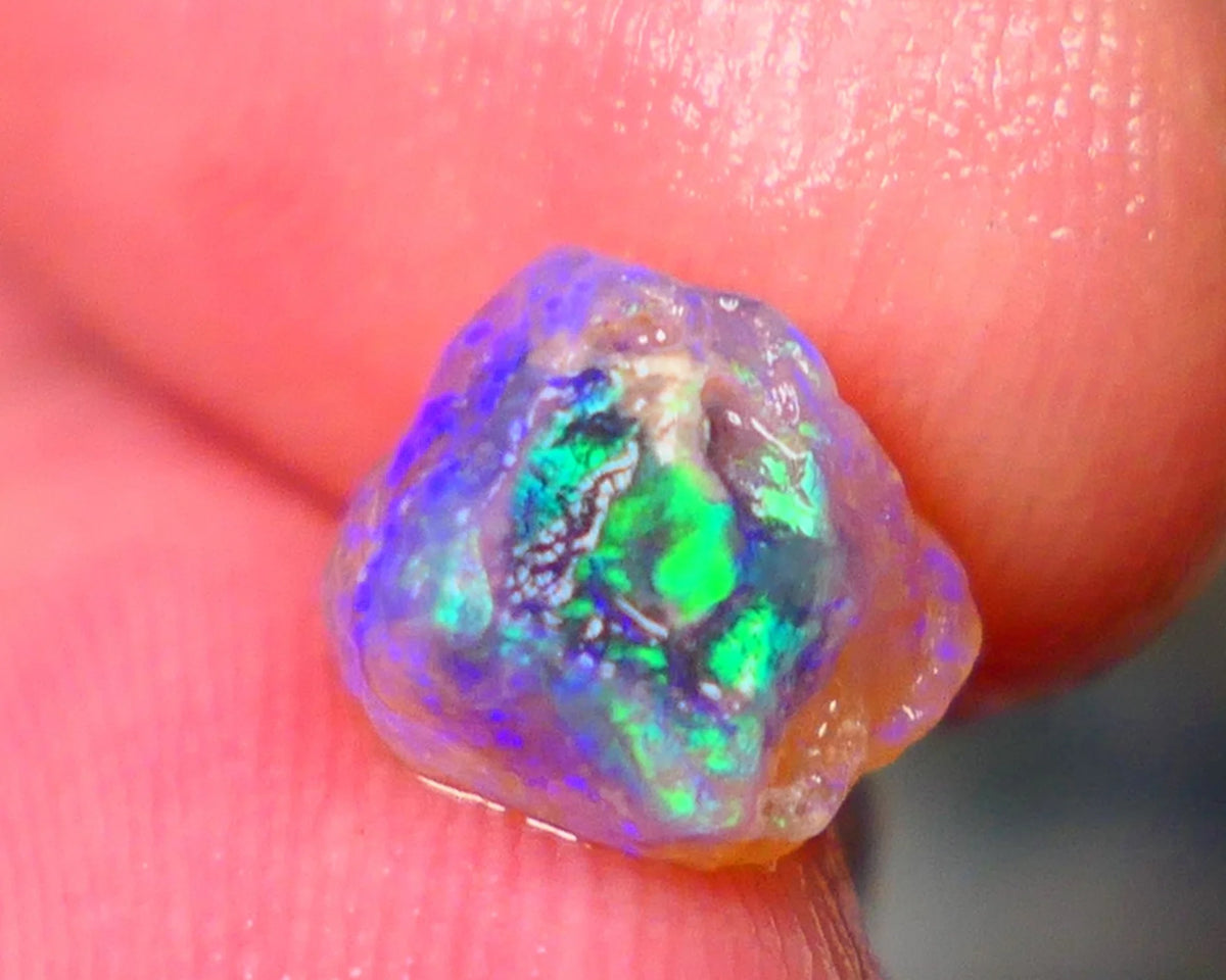 Lightning Ridge Small Bright Crystal Knobby opal rough 2.10cts Gorgeous Greens & Blues 8x7x6mm  Lot B4-A185