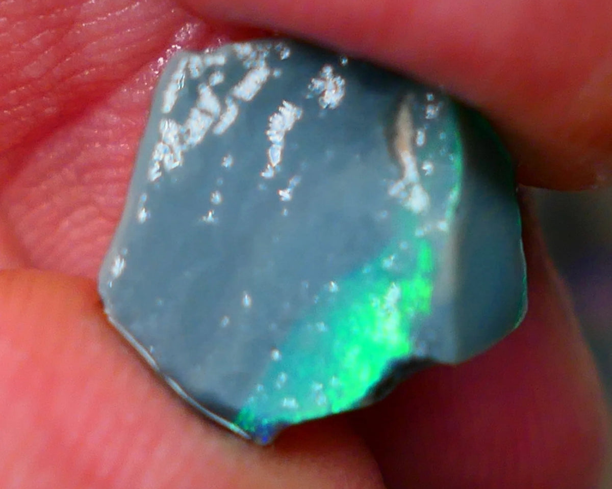 Lightning Ridge Black Seam opal rough 4.00cts Bright Green dominant multifires to cut 13x13x5mm Lot B4-A191