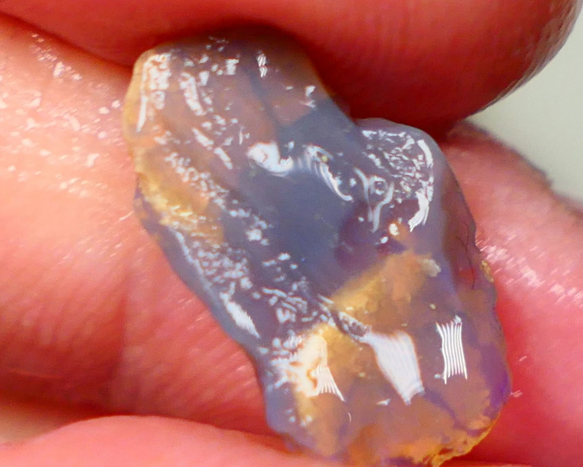 Lightning Ridge knobby opal formation rub/rough 3.00cts Displaying Bright Gorgeous blue fires 17x10x3mm LotB4-A201