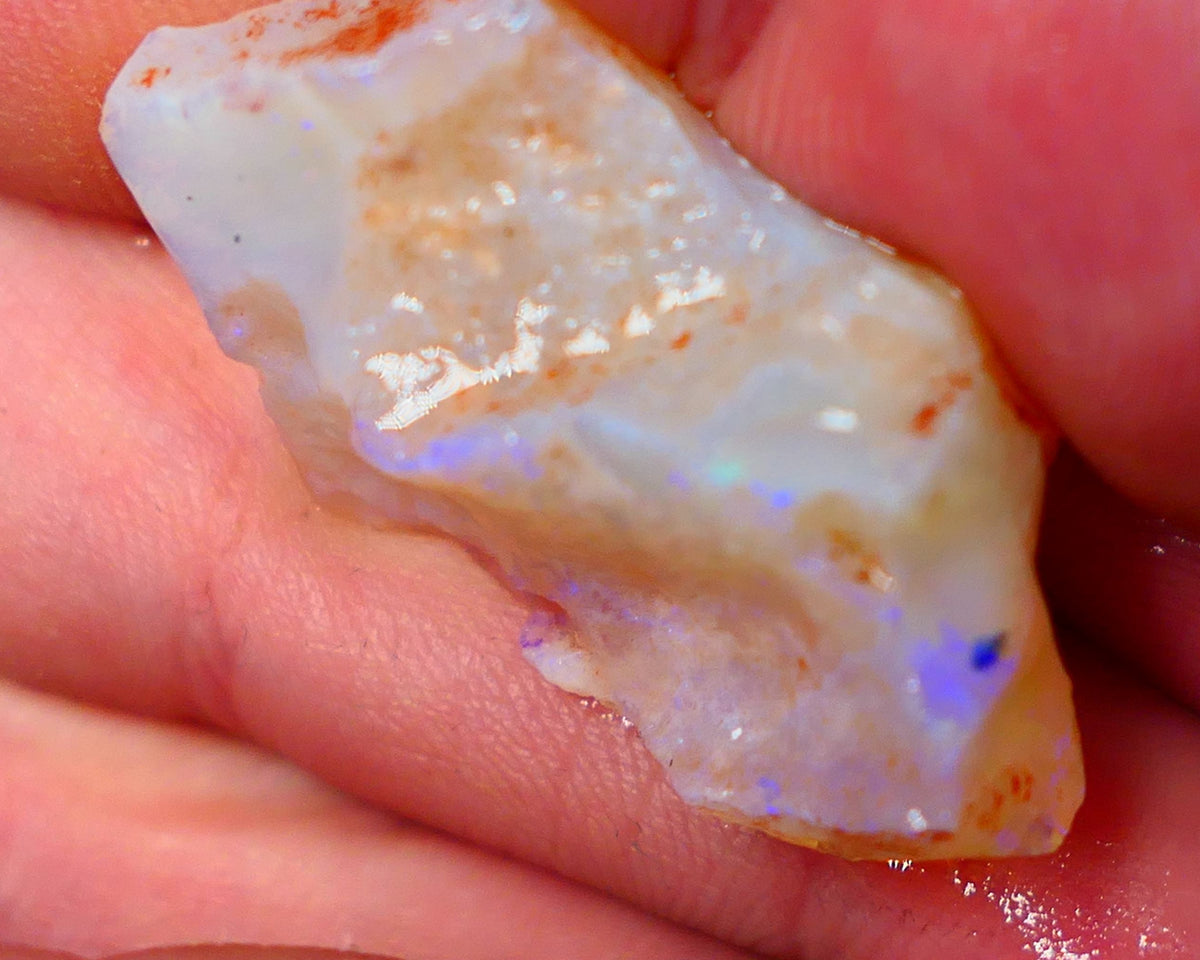 Coober Pedy Big Thick Seam opal rough 30.00cts Crystal with Blue fires to gamble 34x22x12mm Lot B4-A104