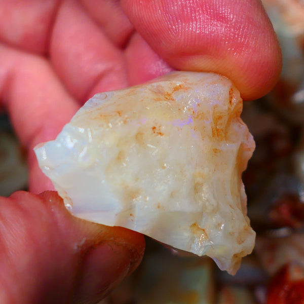 Big Chunk of Milky Crystal Seam opal rough 90.00cts Coober Pedy showing some bits of blues 38x27x16mm  Lot B4-A101