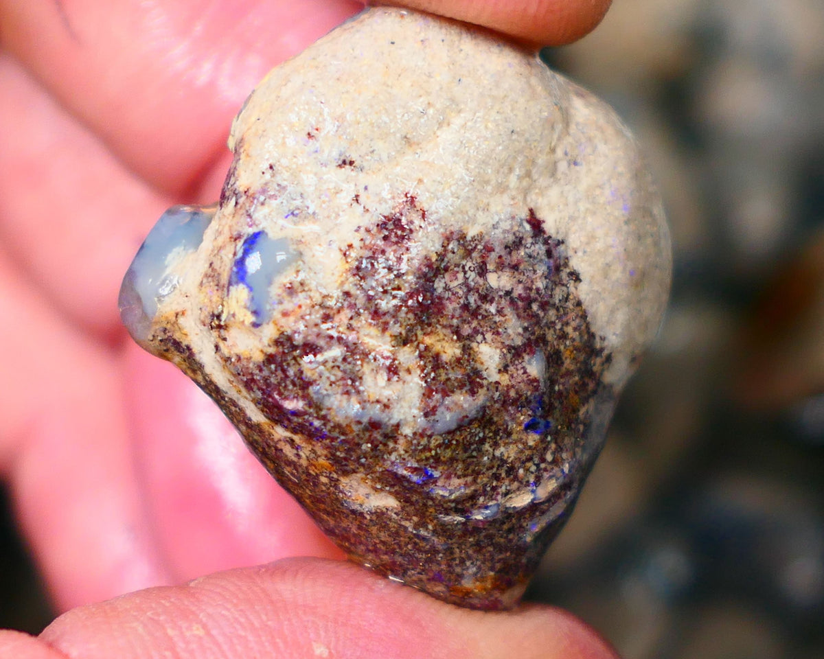 Big sized Knobby formation rough 56.00cts Showing some nice blues Collect or explore 32x26x14mm  Lot B4-A073