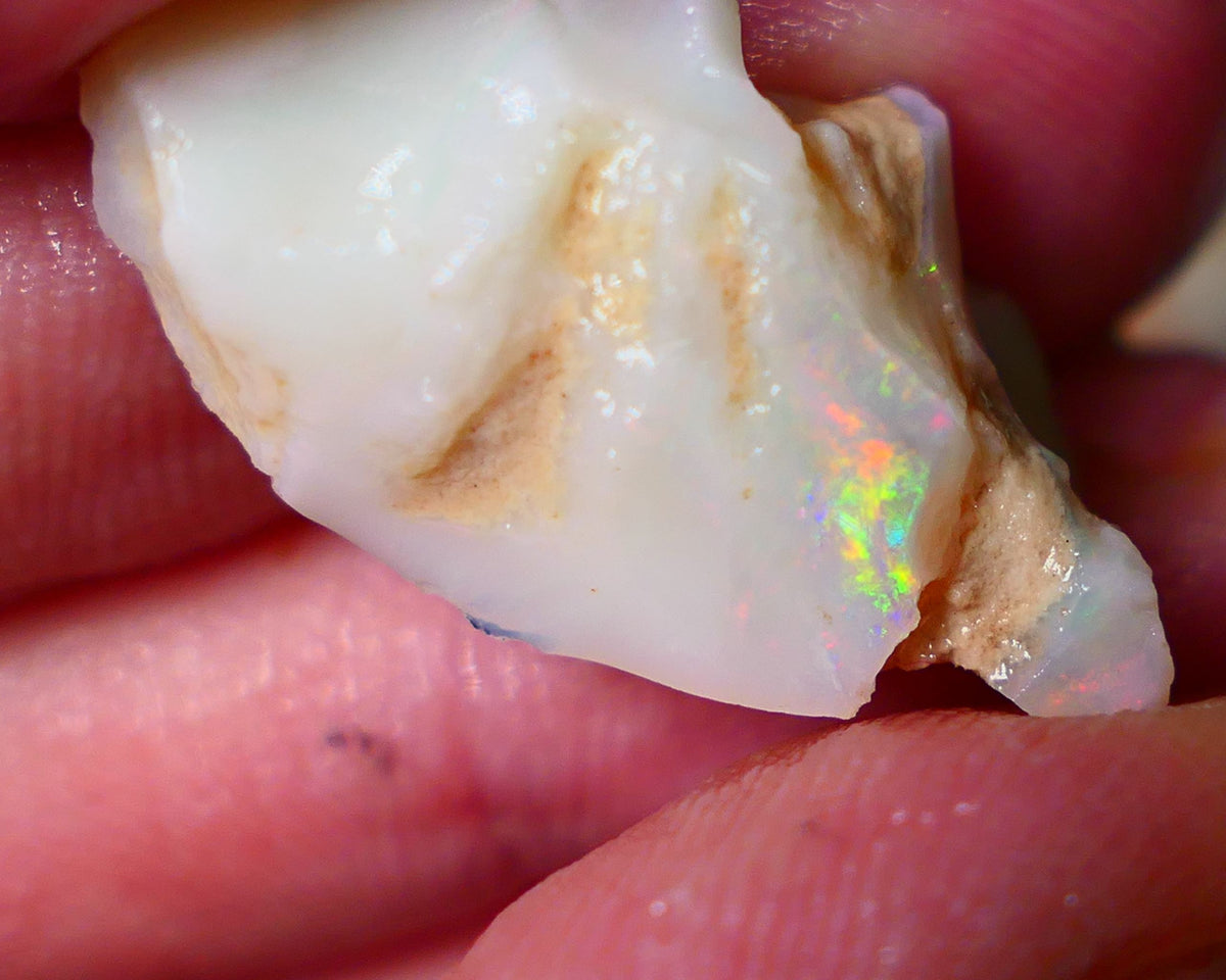 Coober Pedy Seam opal rough 18.00cts with zone of Bright Multicolours 28x14x10mm Lot B4-A063