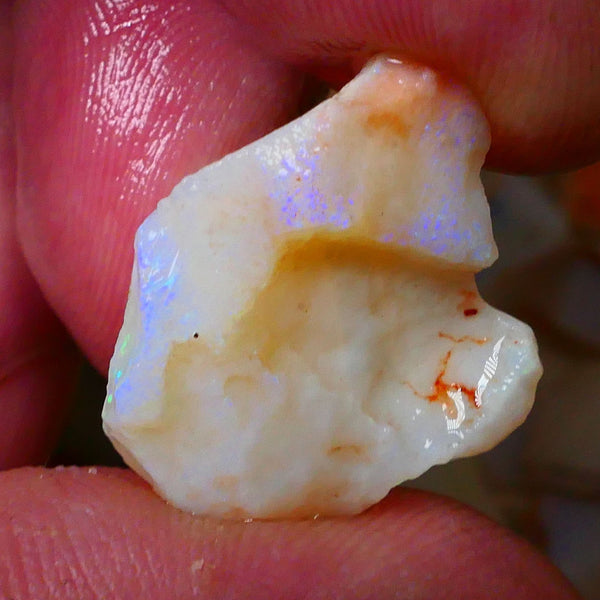 Nice size Coober Pedy Seam opal rough 22.00cts Lots Blue colours sold as gamble 22x18x13mm  Lot B4-A090