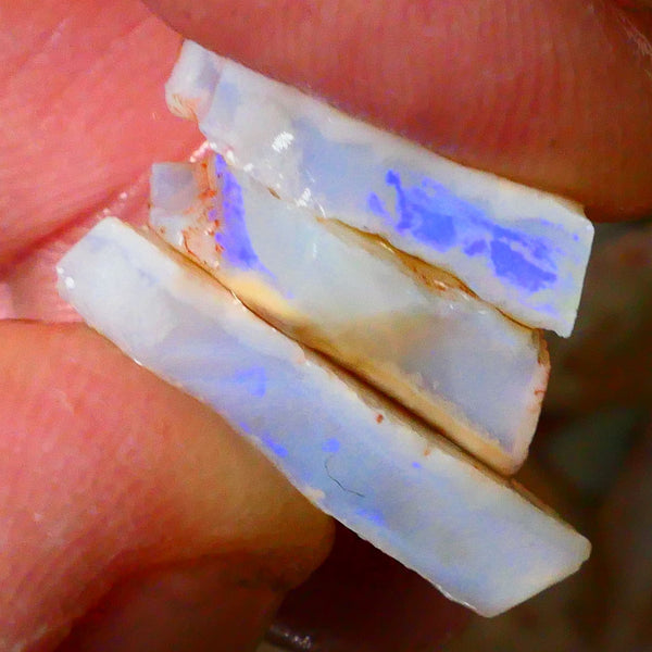 Coober Pedy Seam opal rough Stack 24.00cts Lots blue colour to explore 21x15x4mm to 18x13x3mm Lot B4-A089