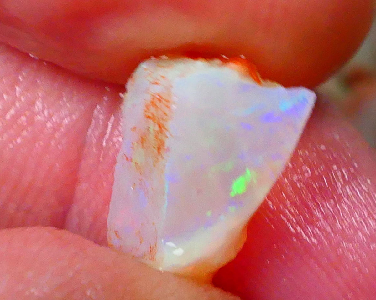 Crystal Seam opal loaded with multifires 4.25cts Coober Pedy to cut 13x9x6mm  Lot B4-A078