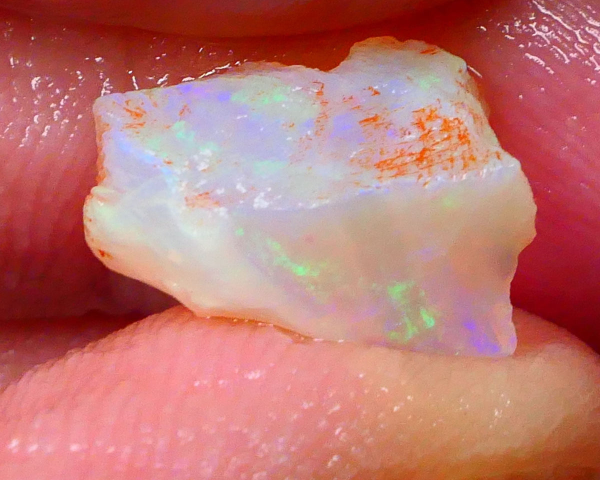 Crystal Seam opal loaded with multifires 4.25cts Coober Pedy to cut 13x9x6mm  Lot B4-A078