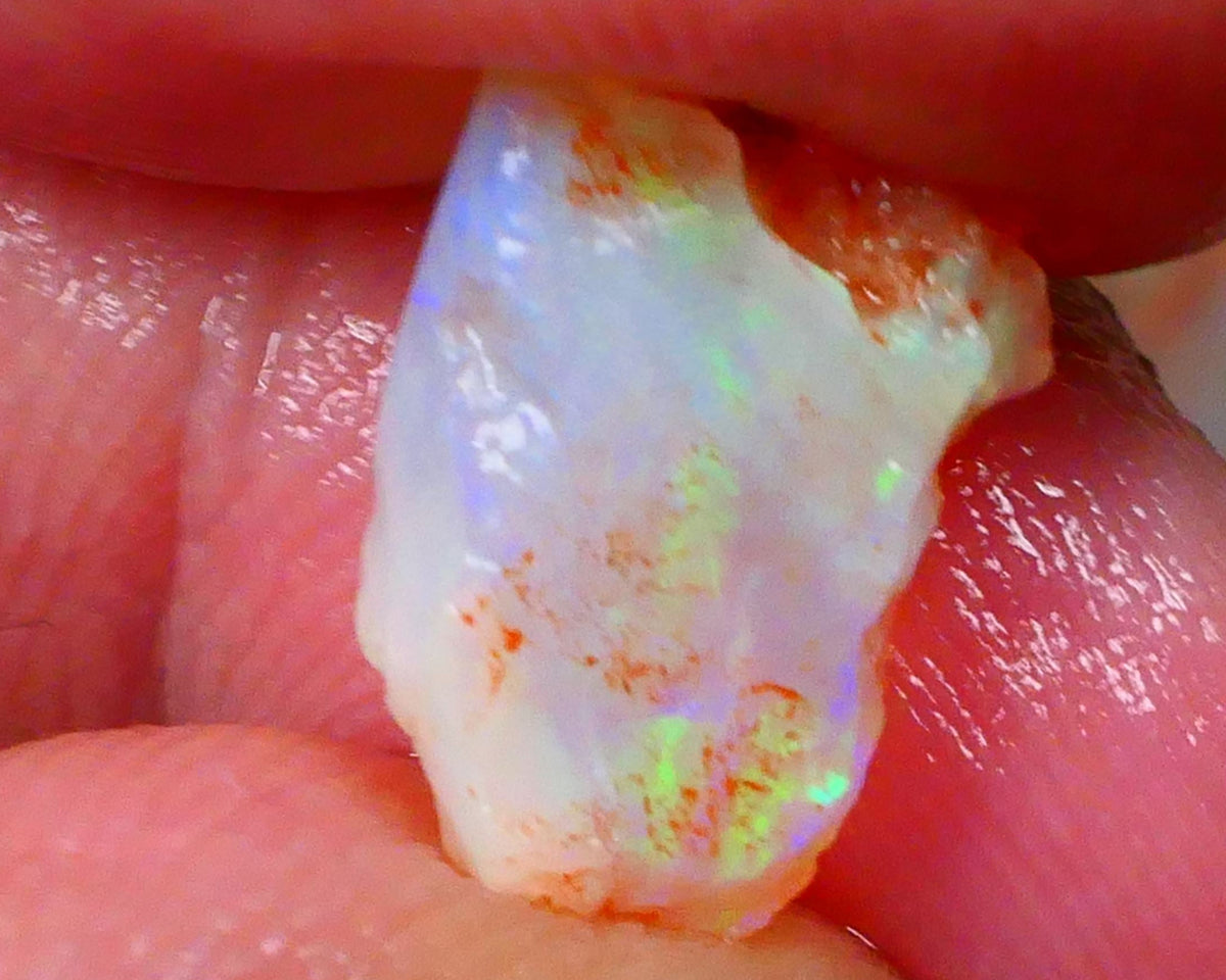 Crystal Seam opal loaded with multifires 4.25cts Coober Pedy to cut 13x9x6mm  Lot B4-A078