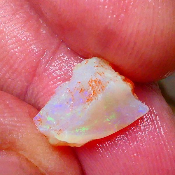 Crystal Seam opal loaded with multifires 4.25cts Coober Pedy to cut 13x9x6mm  Lot B4-A078