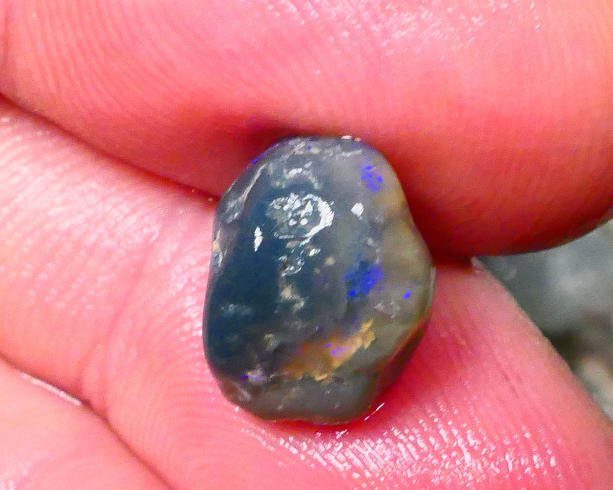 Lightningnt Ridge Untouched Knobby opal rough 6.00cts Dark Crystal Bright Blue bar 11x10x10mm Lot B4-A125