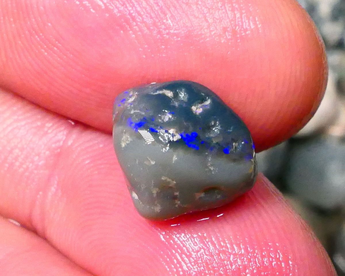 Lightningnt Ridge Untouched Knobby opal rough 6.00cts Dark Crystal Bright Blue bar 11x10x10mm Lot B4-A125