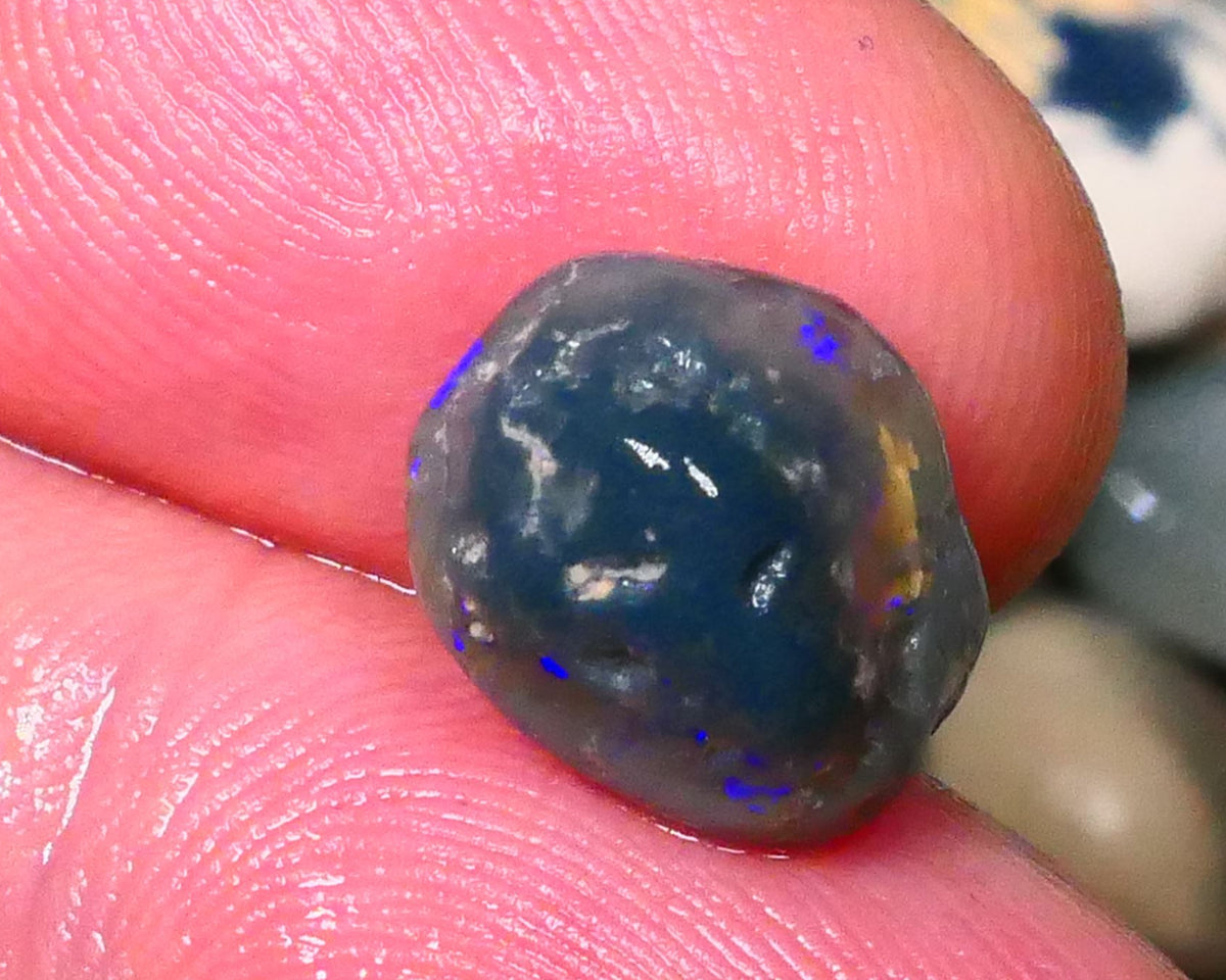 Lightningnt Ridge Untouched Knobby opal rough 6.00cts Dark Crystal Bright Blue bar 11x10x10mm Lot B4-A125