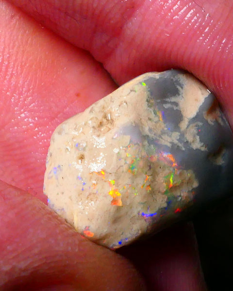 Orange/Red/Yellow Knobby Rough opal of Lightning Ridge 19.00cts Lots of Multicolours showing to Gamble 19x17x11mm Lot B4-A183