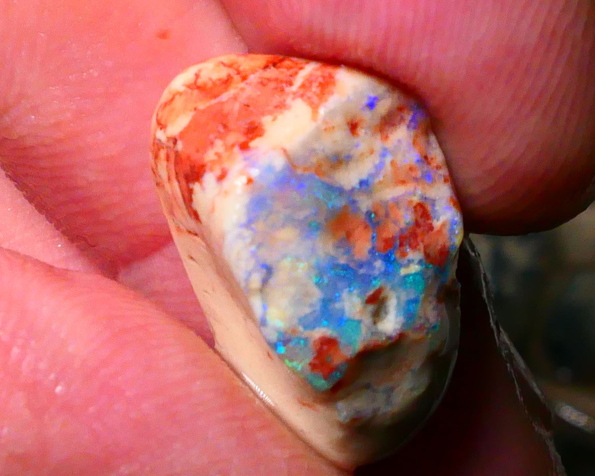 Lightning Ridge Opal formation rub rough 9.50cts Nice Green/Blues tones of fires 20x12x10mm Lot  B4-A182