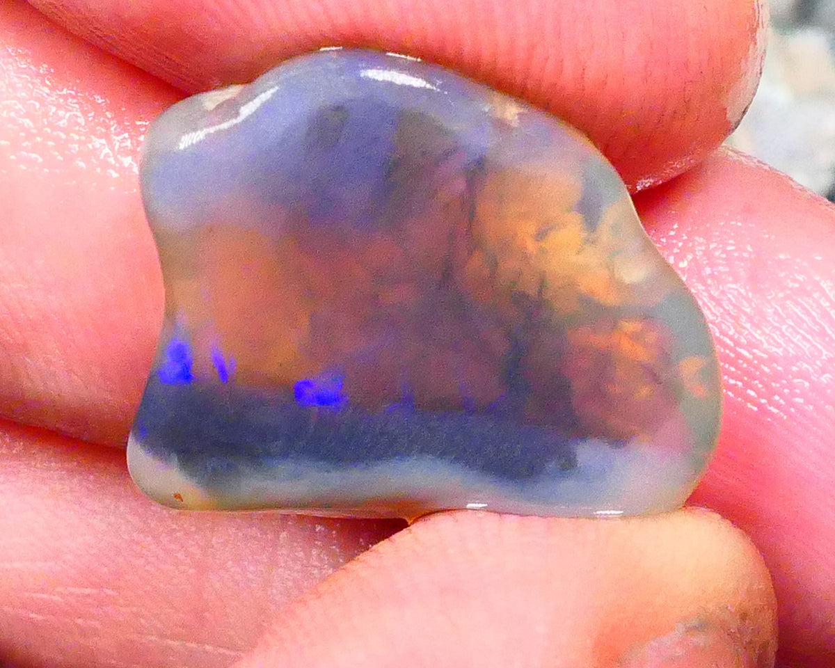 Crystal knobby rub/rough Lightning Ridge 15.25cts Blue colours 19x18x7mm Lot  B4-A207