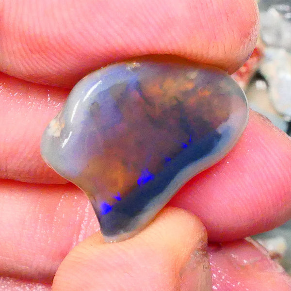 Crystal knobby rub/rough Lightning Ridge 15.25cts Blue colours 19x18x7mm Lot  B4-A207