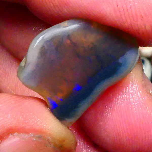 Crystal knobby rub/rough Lightning Ridge 15.25cts Blue colours 19x18x7mm Lot  B4-A207