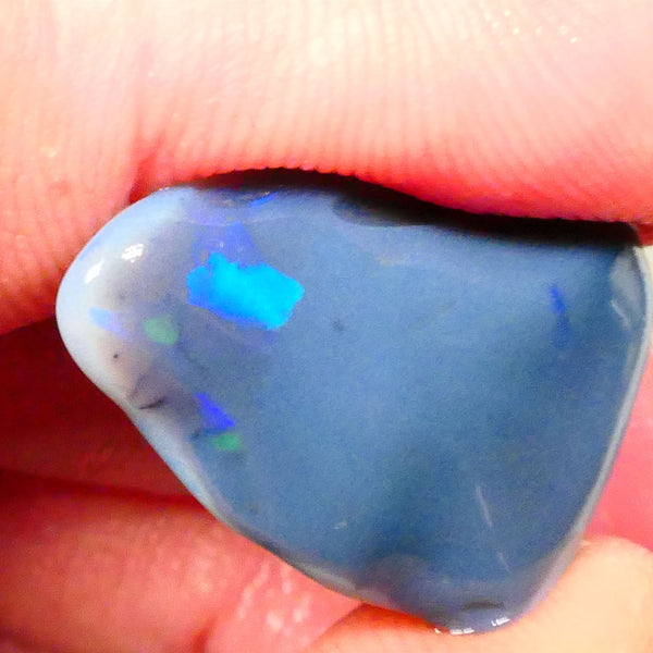 Big Size Black Rub Rough of Lightning Ridge 17.00cts Zones of Blue colours exposed  24x15x8mm Lot B4-A203