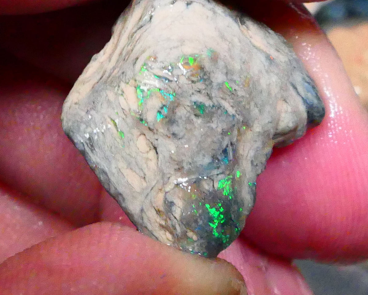 Gorgeous Lightning Ridge opal formation rough 17.00cts Lots of Multicolours showing collect or explore 21x17x10mm Lot B4-A218