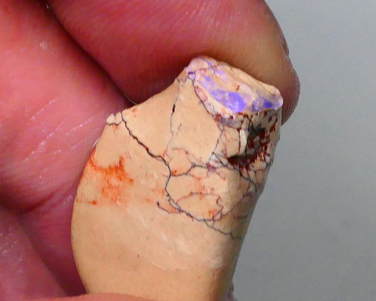 Bright Crystal opal deposit on host rock 18.50cts Lightning Ridge Collect or doublet/inlay use 26x16x10mm Lot B4-A433