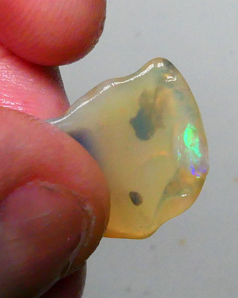 Jelly Knobby opal rub rough 10.00cts Bright Green fires in small zones of exposed bar 20x15x5mm  Lot B4-A448