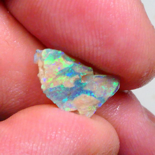 Inlay doublet stone here 1.25cts Stunning Bright Gemmy multicolour bar thin but potential here 13x8x2mm  Lot B4-A466
